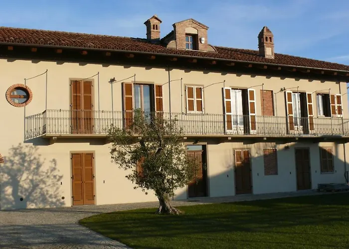 Crissante Lägenhet La Morra